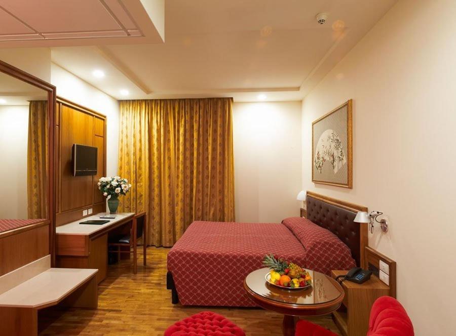 Hotel Svevo جويا ديل كولي الغرفة الصورة