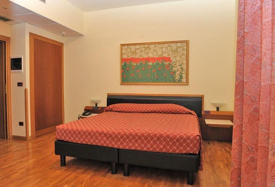 Hotel Svevo جويا ديل كولي الغرفة الصورة